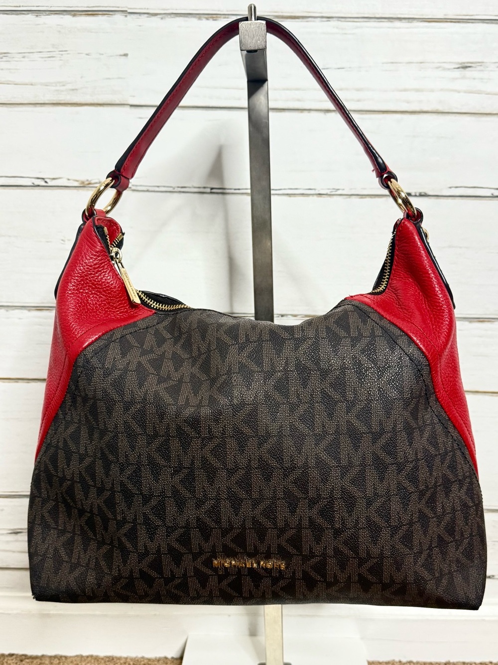 Michael Kors Aria Medium Top Zip Shoulder Bag